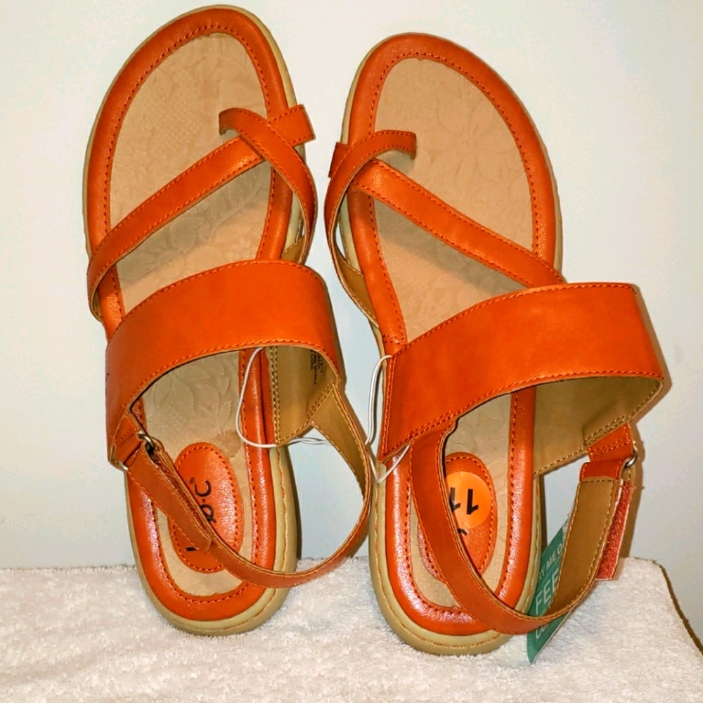 Leather sandals